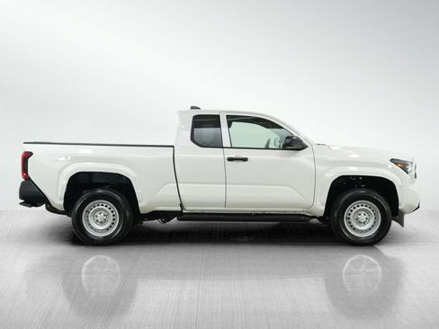 Certified 2025 Toyota Tacoma SR image 8