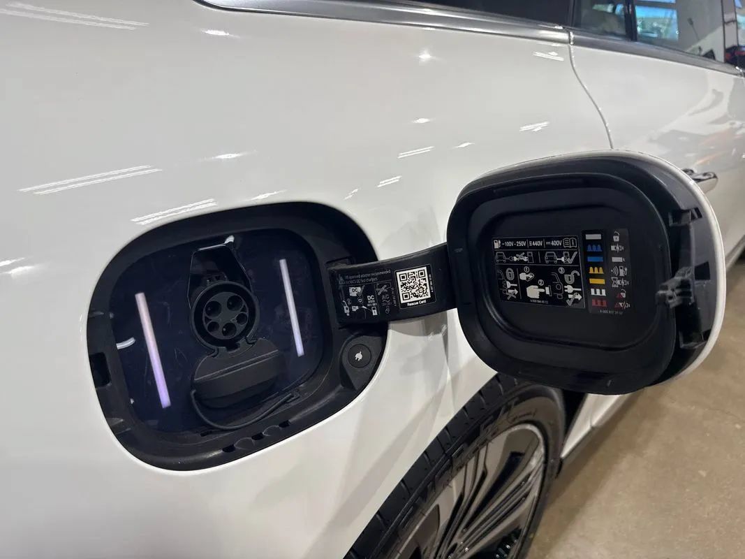 Used 2022 Mercedes-Benz EQS 450+ Sedan image 73