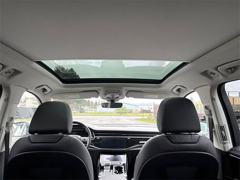 Used 2024 Audi Q7 2.0T Premium Plus image 23