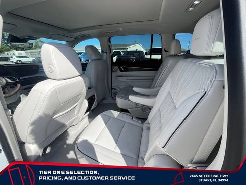 New 2026 Buick Enclave Avenir w/ Super Cruise Package AWD/4WD image 13