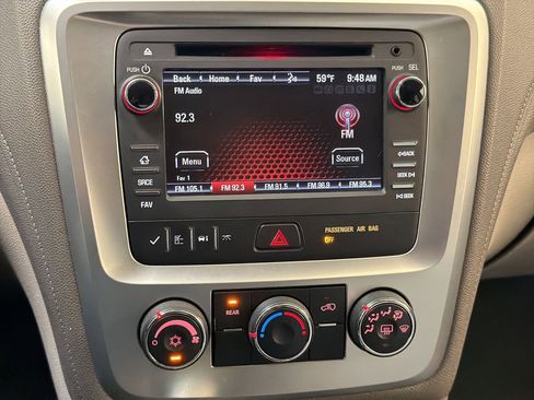Used 2014 GMC Acadia SLE FWD image 23