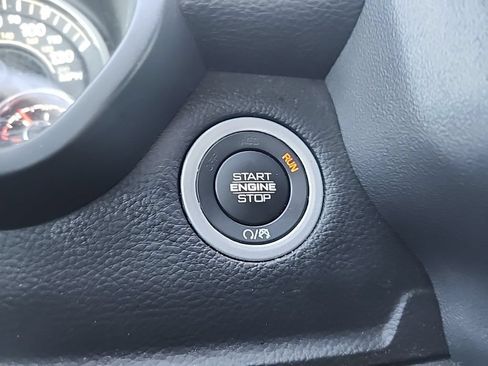 Used 2023 RAM 1500 Big Horn AWD/4WD image 25