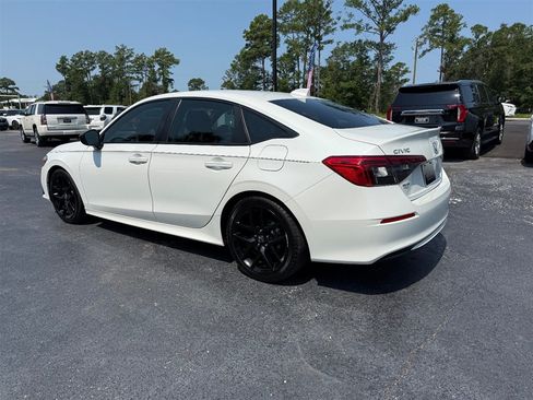 Used 2024 Honda Civic Sport image 5