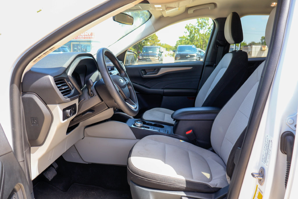 Used 2025 Ford Escape Active FWD image 7