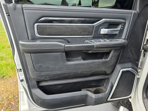 Used 2021 RAM 2500 Laramie AWD/4WD image 16