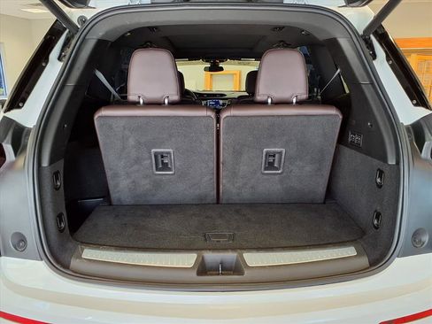 Certified 2022 Cadillac XT6 Premium Luxury image 18