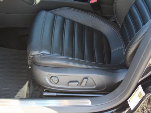 Used 2016 Volkswagen CC Sport image 26