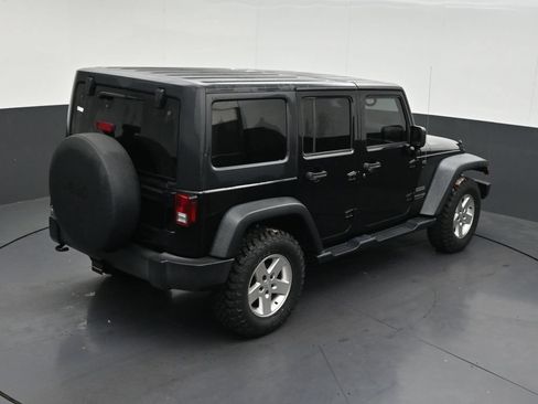 Used 2018 Jeep Wrangler Unlimited Sport S AWD/4WD image 19