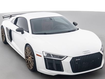 Used 2018 Audi R8 V10 w/ Premium Package