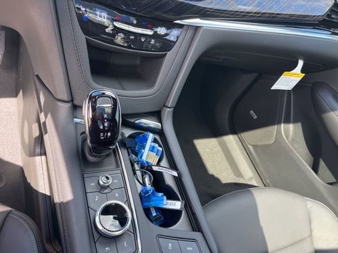 New 2025 Cadillac XT6 Premium Luxury w/ LPO, Floor Liner Package image 30