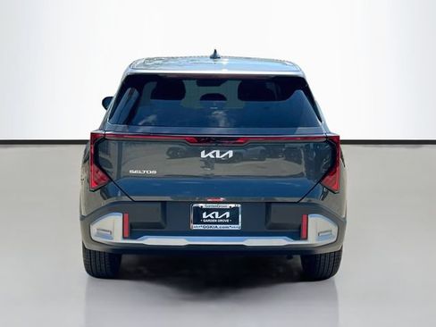 New 2027 Kia Seltos S FWD image 6