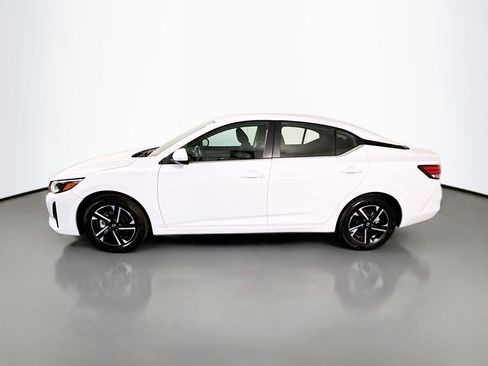 Used 2024 Nissan Sentra SV FWD image 6