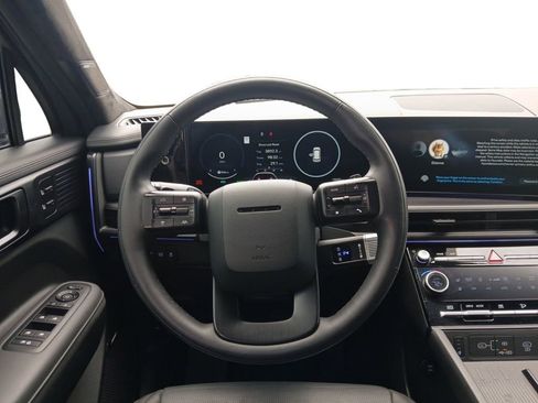 Used 2025 Hyundai Santa Fe Calligraphy AWD/4WD image 12