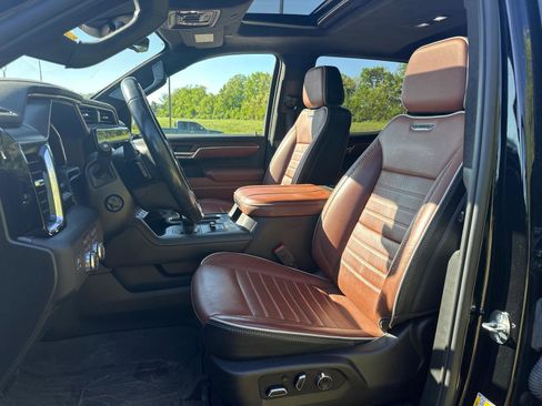 Used 2024 GMC Sierra 1500 Denali Ultimate AWD/4WD image 5