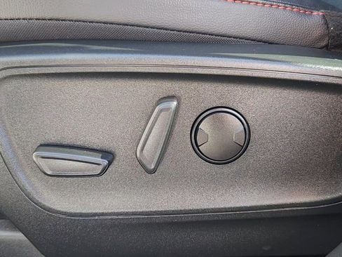 Certified 2022 Ford Escape SEL w/ SEL Stealth AWD Package image 9