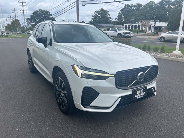 Certified 2023 Volvo XC60 B6 Ultimate w/ Climate Package AWD/4WD image 6