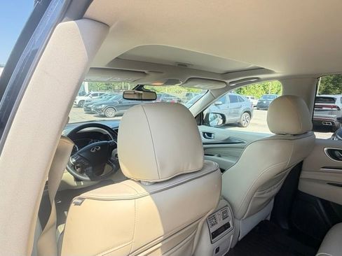 Used 2019 INFINITI QX60 Luxe w/ Essential Package AWD/4WD image 18