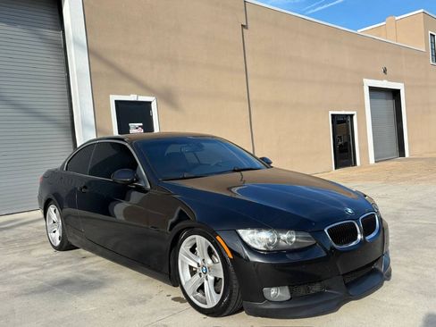 Used 2007 BMW 335i Convertible RWD image 10