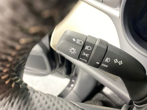 New 2026 Toyota Sienna Limited image 18