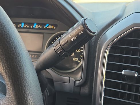 Used 2016 Ford F150 XLT w/ Equipment Group 302A Luxury image 20