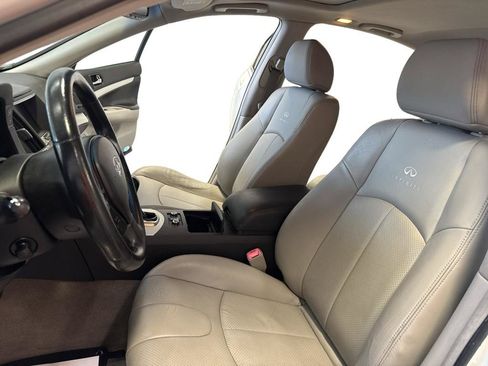 Used 2009 INFINITI G37 x Sedan w/ Premium Pkg AWD/4WD image 16