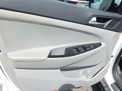 Used 2021 Hyundai Tucson SE FWD image 8