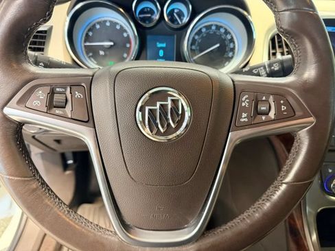 Used 2015 Buick Verano Leather w/ Experience Buick Package FWD image 9