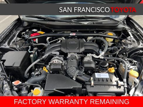 Used 2025 Toyota GR86 Premium w/ Performance Package RWD image 30
