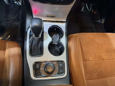 Used 2018 Jeep Grand Cherokee Trackhawk w/ Trailer Tow Group IV image 23