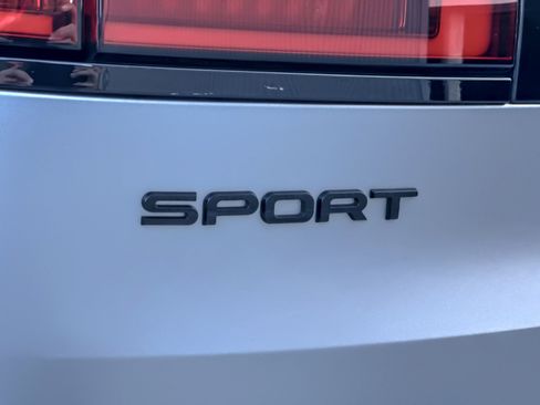 Used 2024 Land Rover Range Rover Sport Autobiography image 28