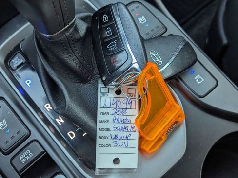 Used 2018 Hyundai Santa Fe Limited image 41