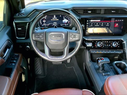 Used 2025 GMC Sierra 1500 Denali Ultimate image 6