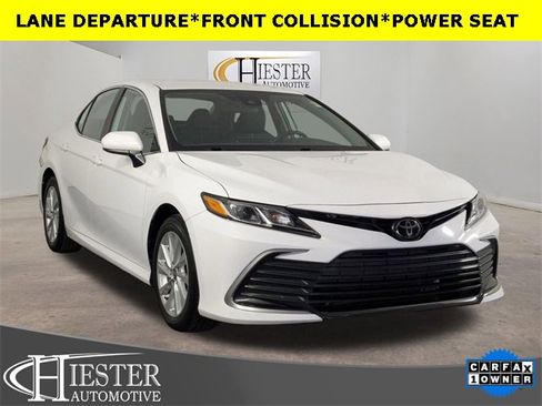 Used 2024 Toyota Camry LE image 1