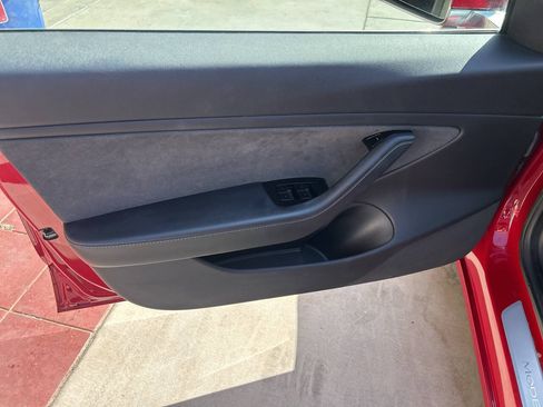 Used 2019 Tesla Model 3 Long Range RWD image 6