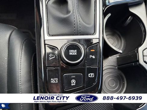 Used 2025 Kia Sportage EX image 27