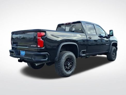 New 2026 Chevrolet Silverado 2500 ZR2 AWD/4WD image 3