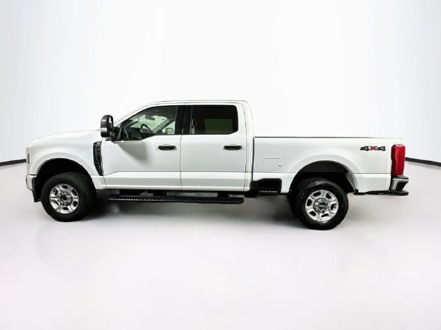 Used 2025 Ford F250 XLT w/ Snow Plow Prep Package AWD/4WD image 5