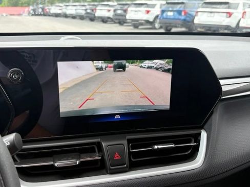 Used 2025 Chevrolet TrailBlazer LS w/ LS Convenience Package FWD image 5