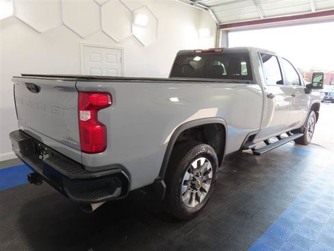 Used 2025 Chevrolet Silverado 2500 Custom w/ Custom Value Package AWD/4WD image 14