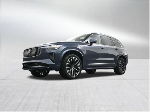 New 2026 Volvo XC90 T8 Ultra w/ Protection Package Premier AWD/4WD image 21