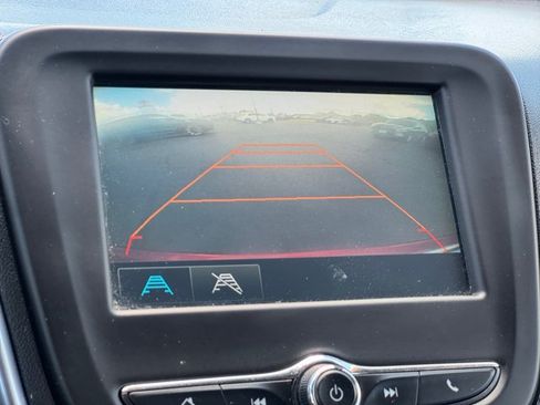 Used 2018 Chevrolet Equinox LT AWD/4WD image 21
