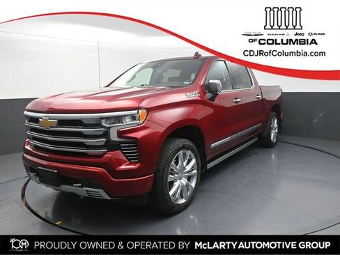 Used 2023 Chevrolet Silverado 1500 High Country w/ High Country Premium Package AWD/4WD image 1