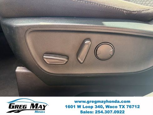 Used 2020 Ford Escape SE FWD image 22