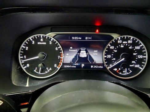 Used 2024 Nissan Pathfinder Rock Creek AWD/4WD image 14