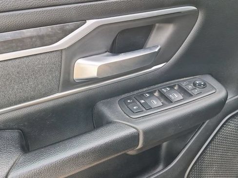 Used 2019 RAM 1500 Big Horn AWD/4WD image 13