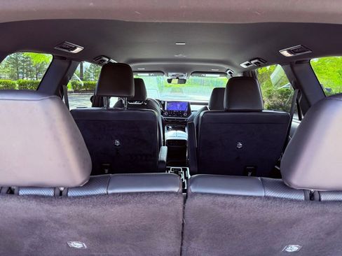 Certified 2024 Lexus TX 500h AWD w/ Technology Package image 17