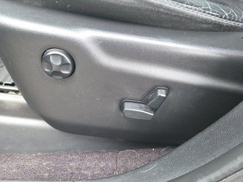 Used 2018 Jeep Grand Cherokee Altitude image 27