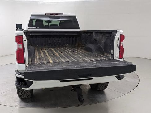 Used 2022 Chevrolet Silverado 3500 High Country AWD/4WD image 7