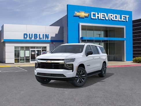 New 2026 Chevrolet Suburban LS AWD/4WD image 9