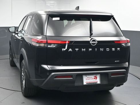 Certified 2024 Nissan Pathfinder S image 7